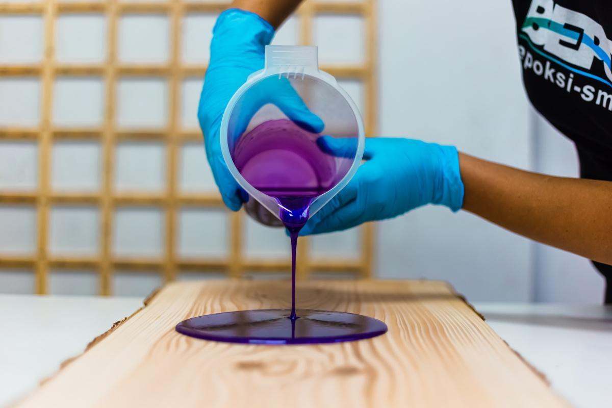 Epoksi smola (Epoxy smola)