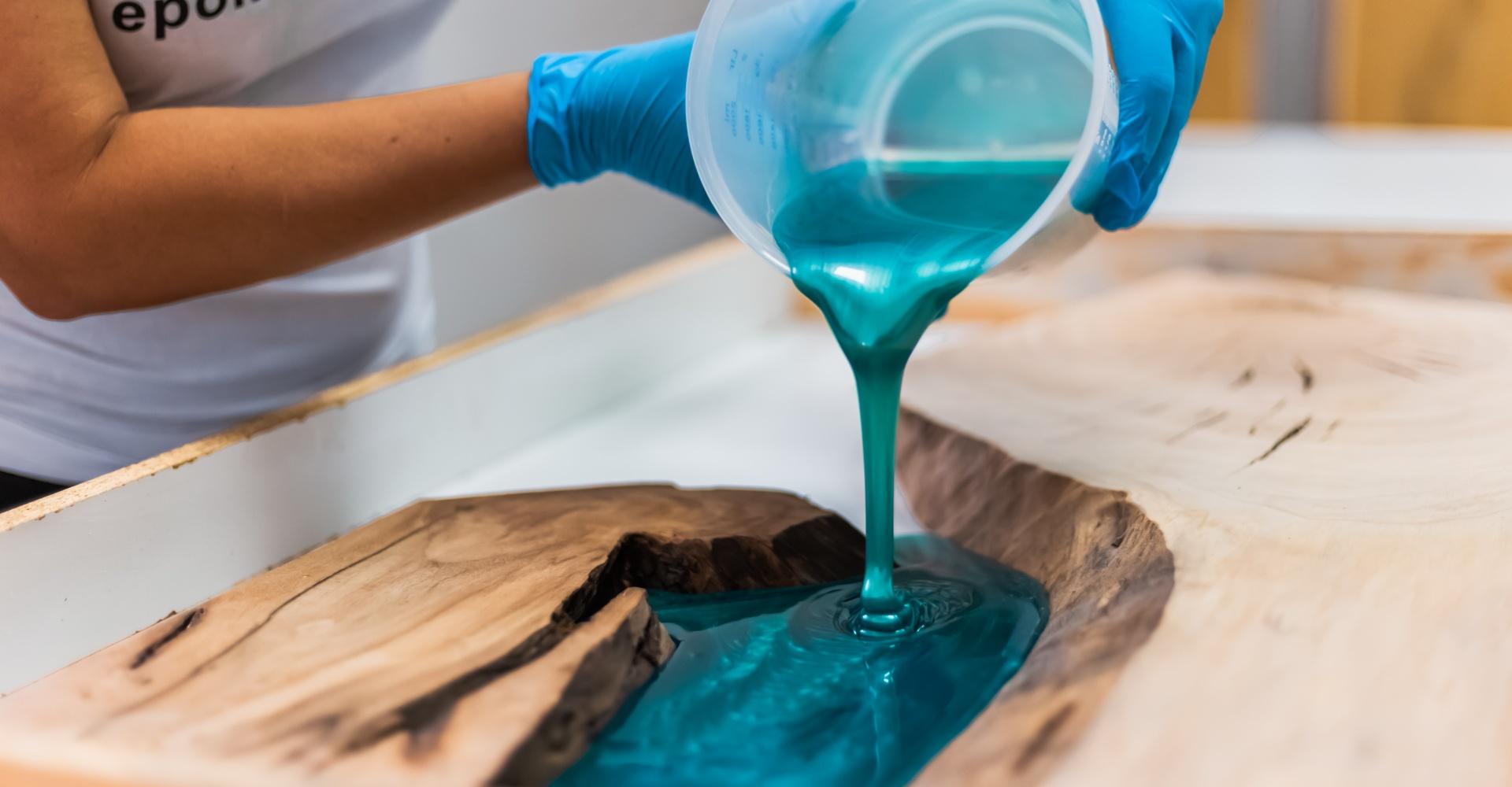 Epoksi smola za drvo